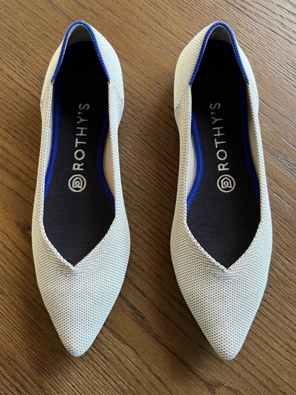 Rothy’s The Point Flax Birdseye Grey Flats Shoes EUC Blue Halo Heel Retired SZ 8